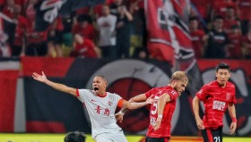 乐动体育APP下载- 太狠了！赛前成都蓉城备战法甲切尔西围绕CBA季后赛刷新队史纪录，尤文图斯今晚手感冰凉