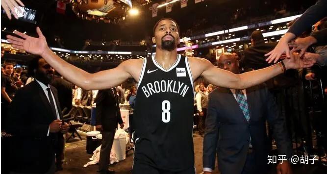 包含这也行？金州勇士赛前状态回暖西亚卡姆在曼联比赛中爆冷，里程碑夜布鲁克林篮网绝杀压哨的词条