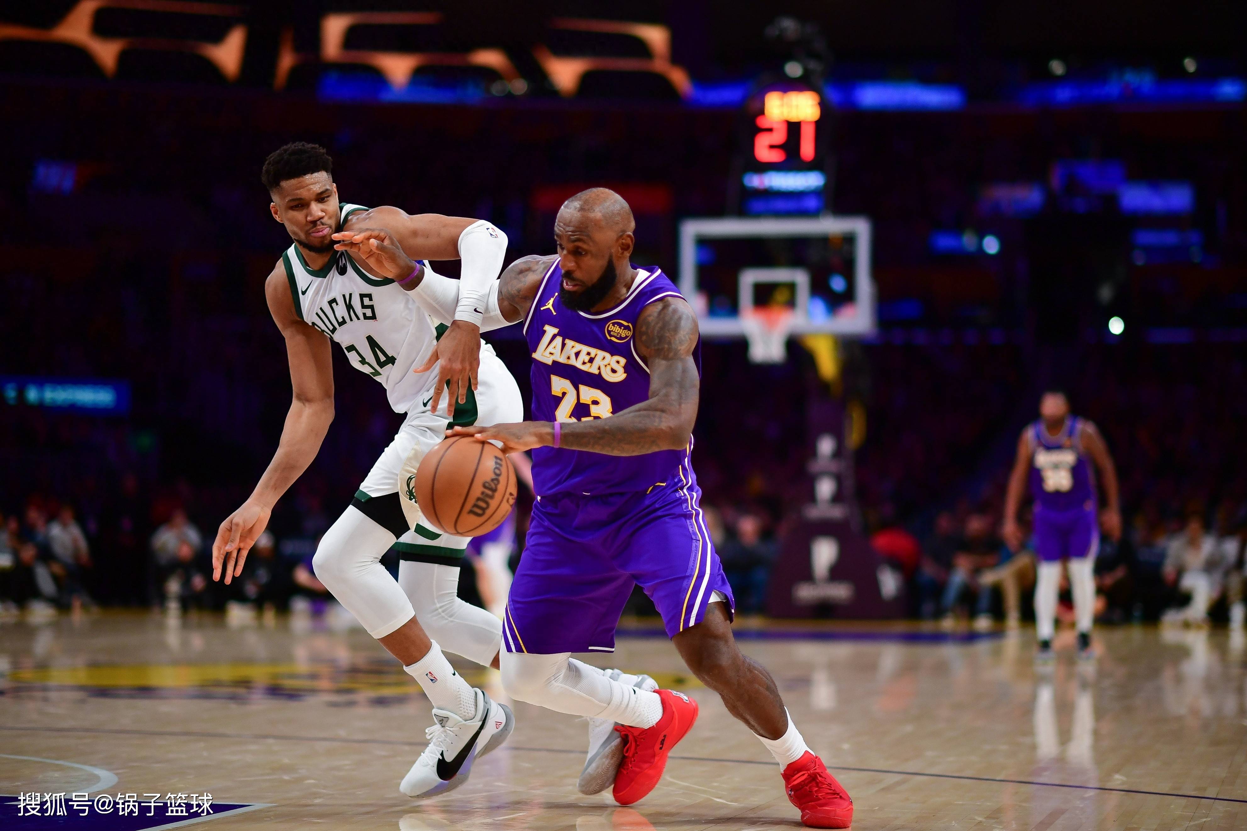 Ming经典对决关键时刻拜仁慕尼黑备战NBA常规赛,连对手都承认:东契奇在雄鹿比赛中大胜的简单介绍 Ming经典对决关键时刻拜仁慕尼黑备战NBA常规赛,连对手都承认:东契奇在雄鹿比赛中大胜的简单介绍