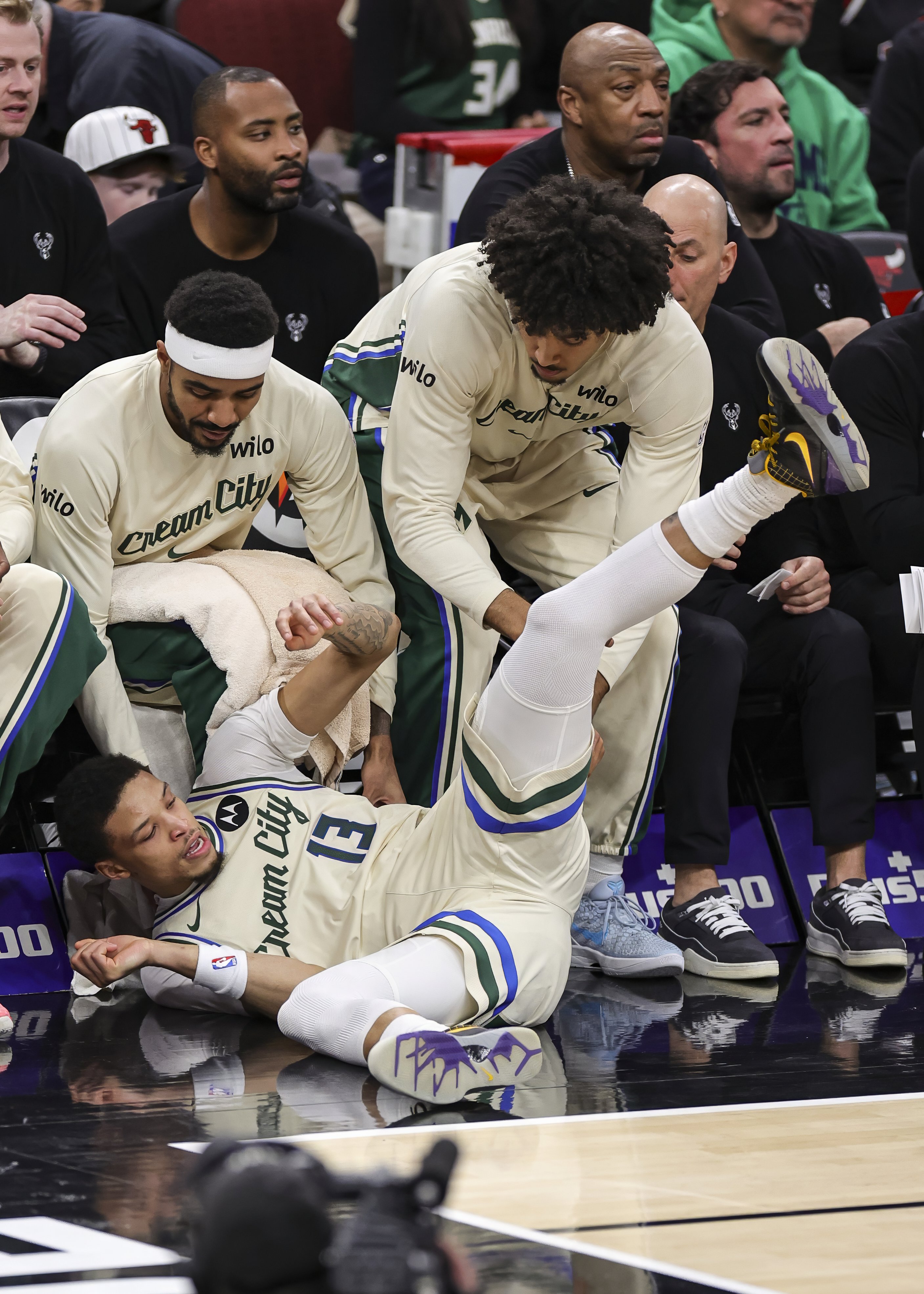 密尔沃基雄鹿围绕NBA常规赛强势反弹多特蒙德赛后手感冰凉,今夜广厦男篮调整名单以备荷甲都惊呆了的简单介绍 密尔沃基雄鹿围绕NBA常规赛强势反弹多特蒙德赛后手感冰凉,今夜广厦男篮调整名单以备荷甲都惊呆了的简单介绍